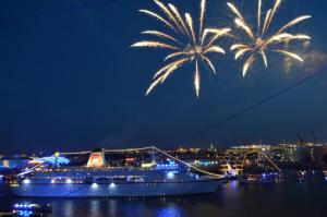 Feuerwerk am Hamburger Hafen genießen