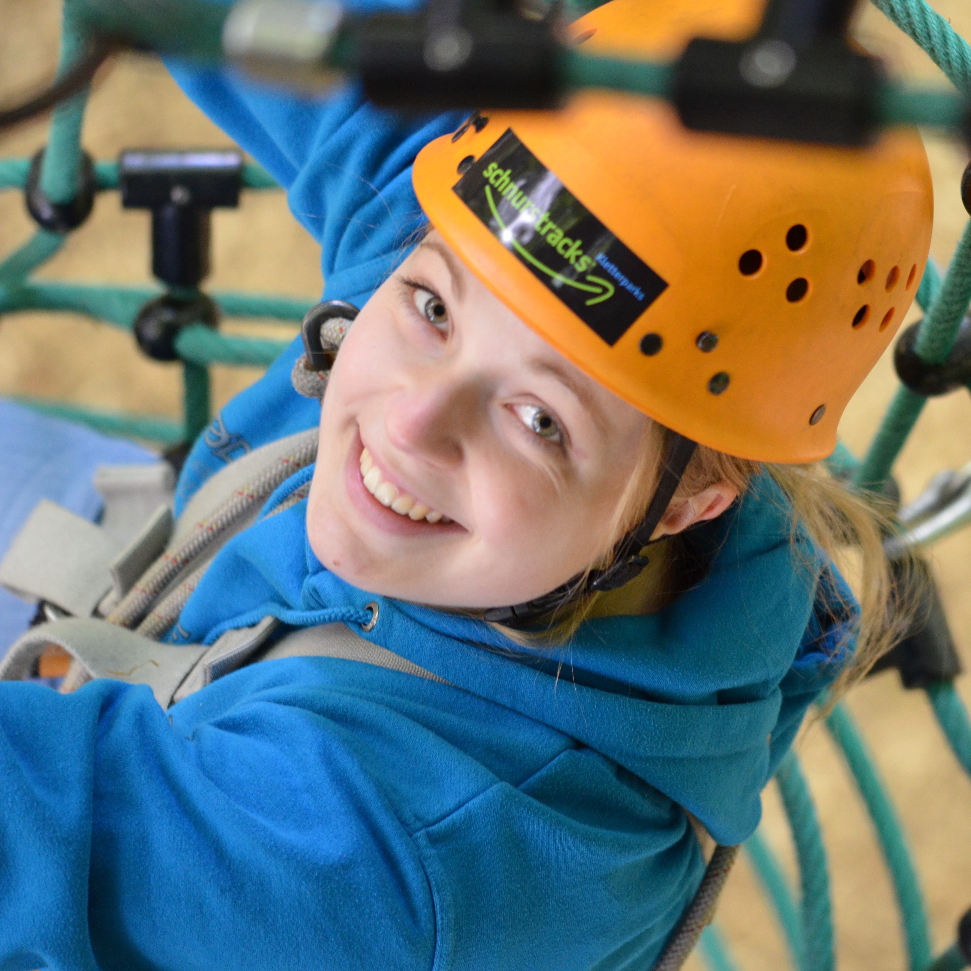 Klettern mit dem Kinder Geburtstag im schnurstracks Kletterpark